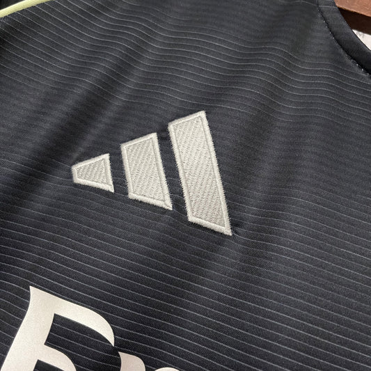 Maillot 25/26 Real Madrid Extérieur