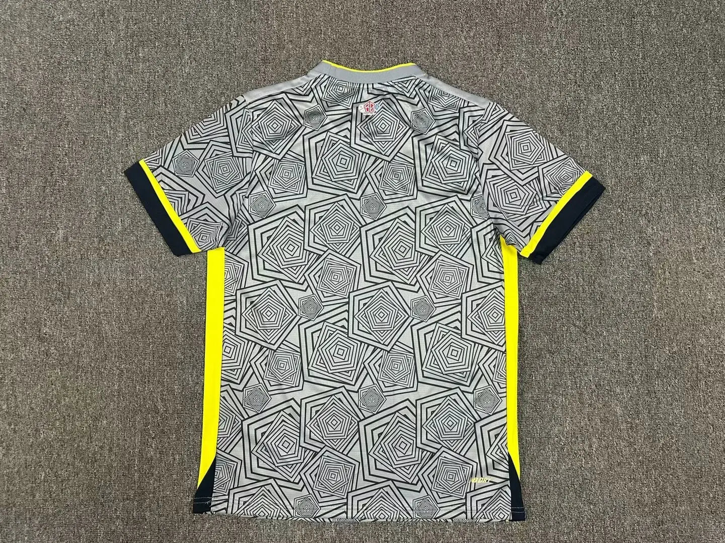 24/25 Lille third away