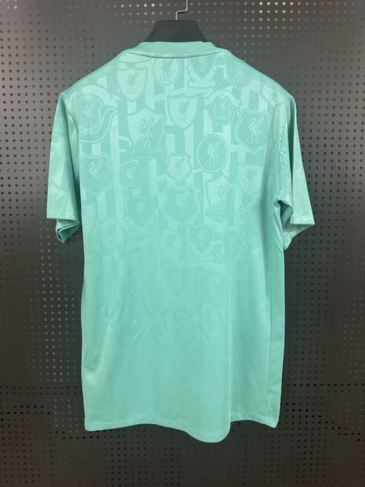 24-25Liverpool训练服绿色