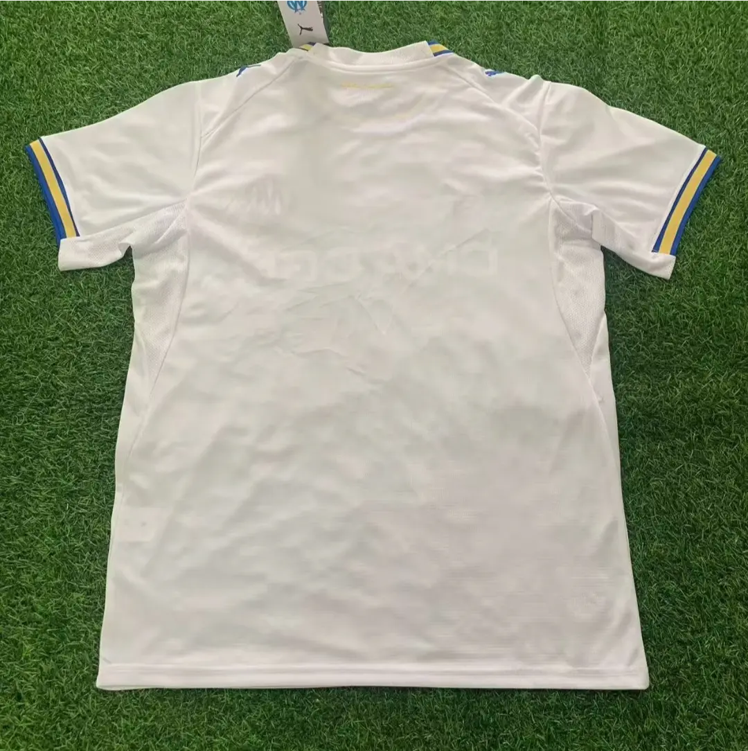 26/27 Marseille Home