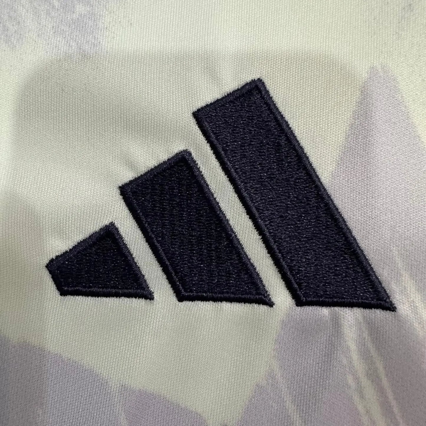 25/26 Manchester United away