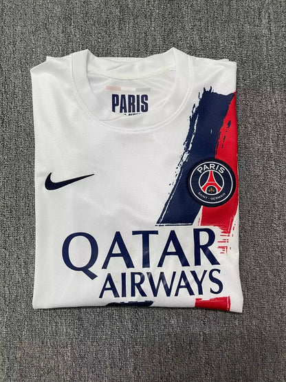24/25 Paris away