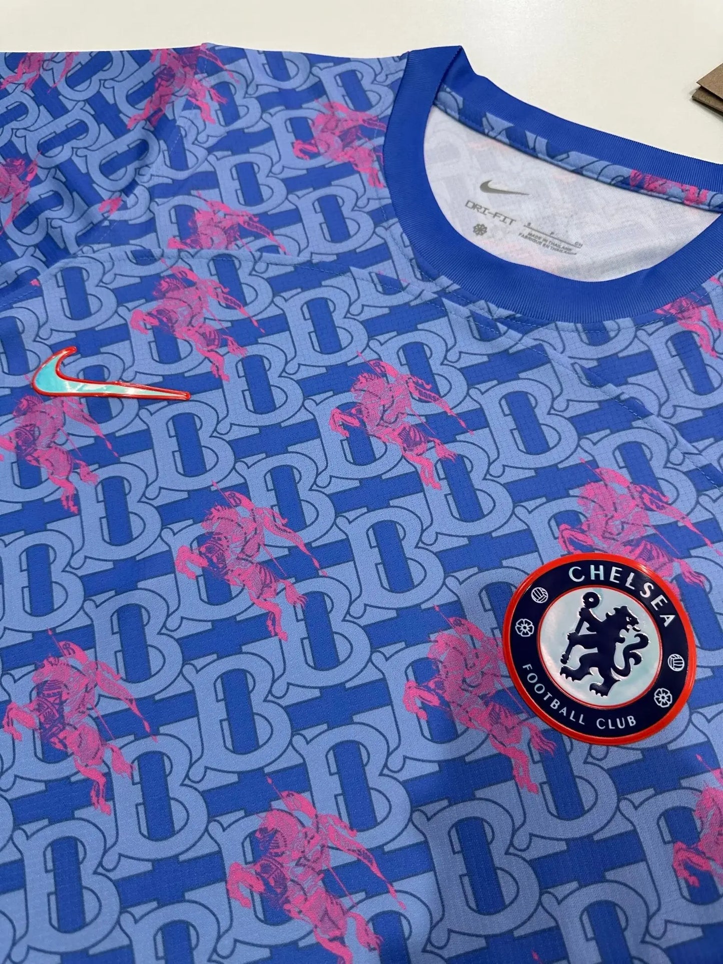 24/25 Chelsea co-signed
