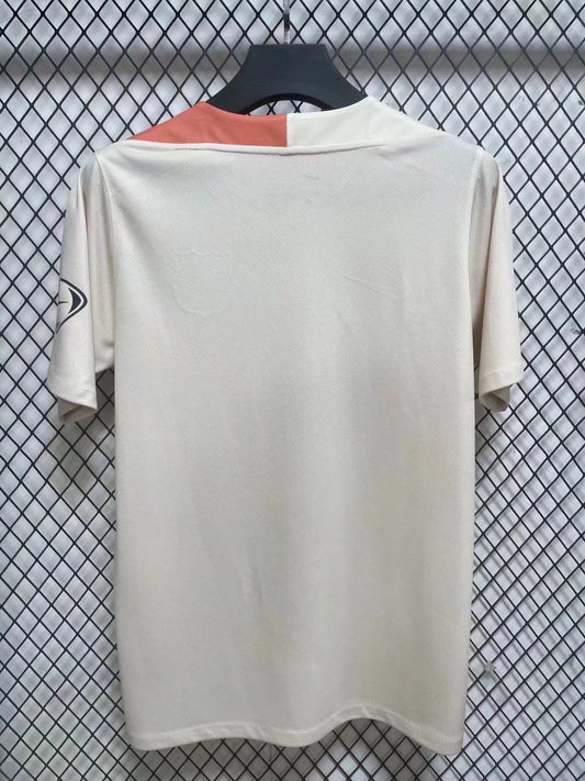 25/26 FC Barcelone Training Suit beige
