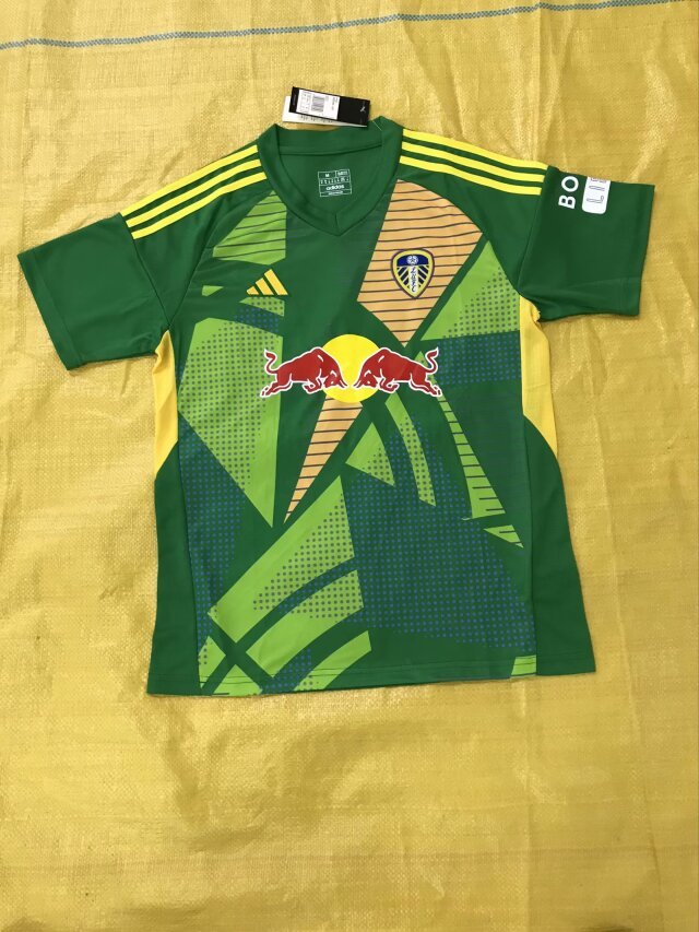 24/25 Leeds United Goalkeeper Jersey
