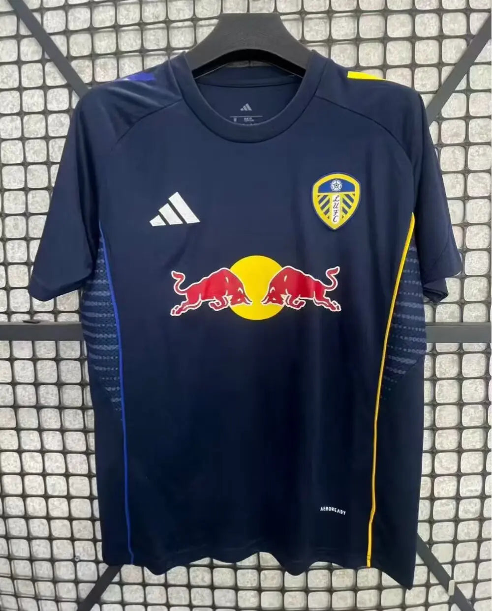 25/26 Leeds United Training Jersey