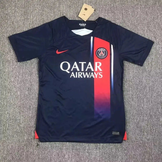 23/24 Paris home