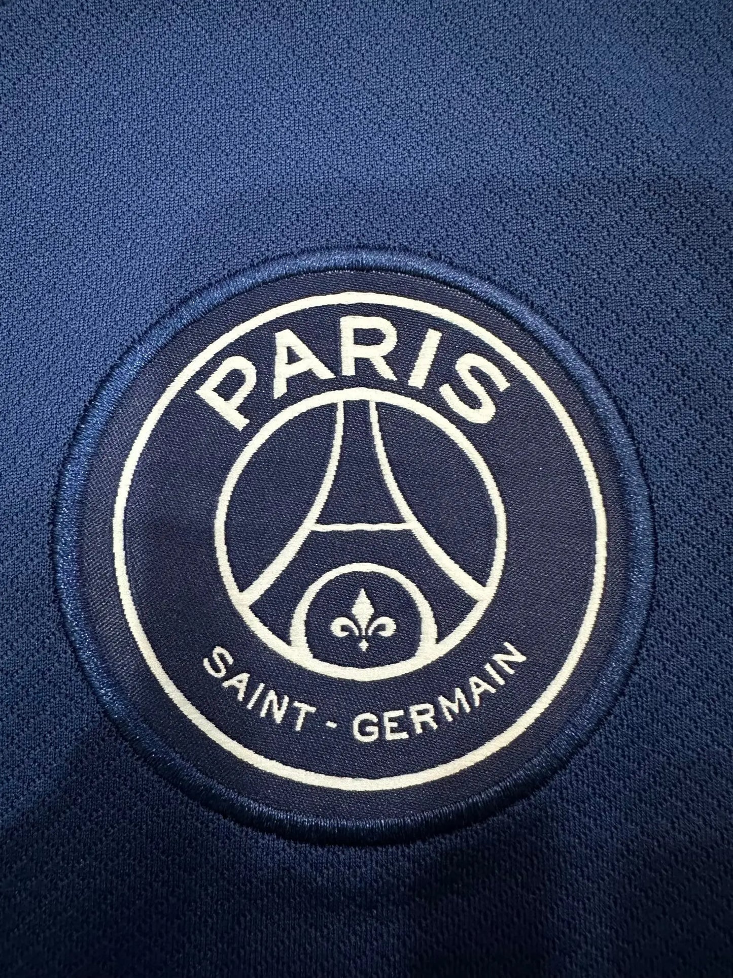 24/25 Paris Fourth away