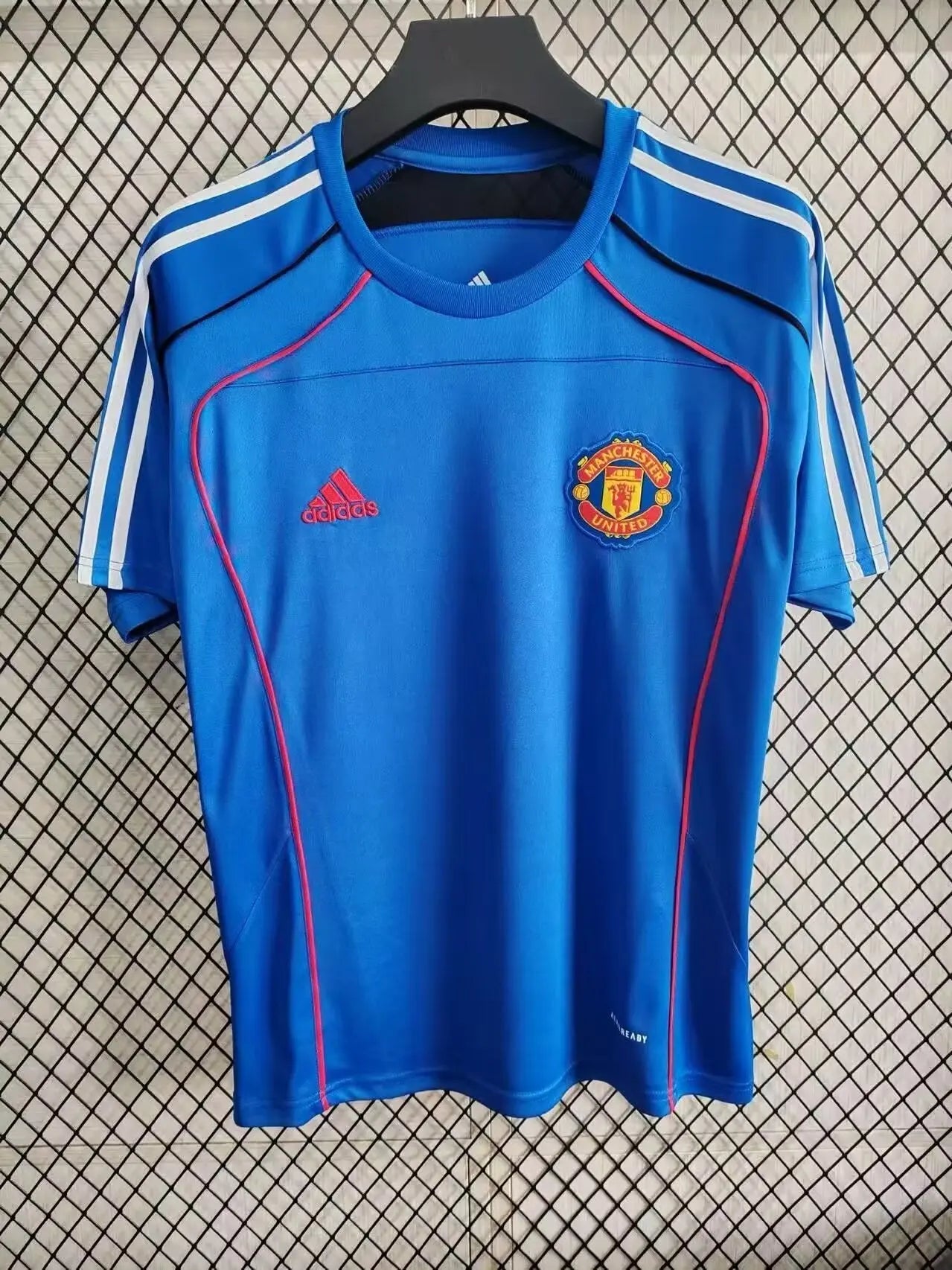 25/26 Manchester United T Blood Blue
