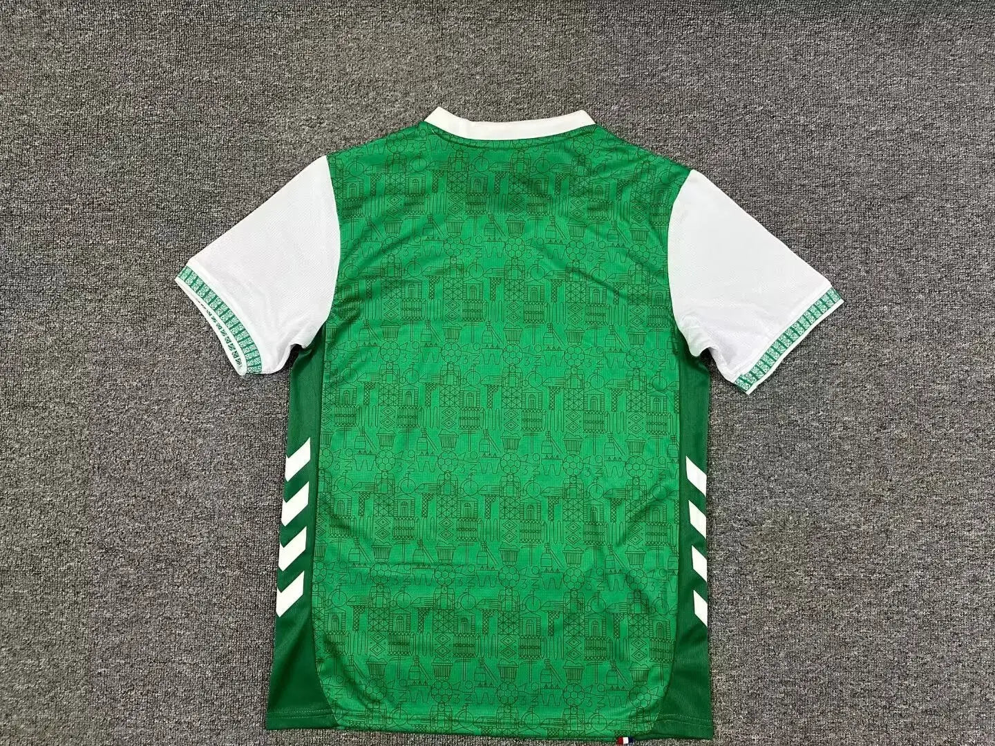25-26 Saint-Étienne Home