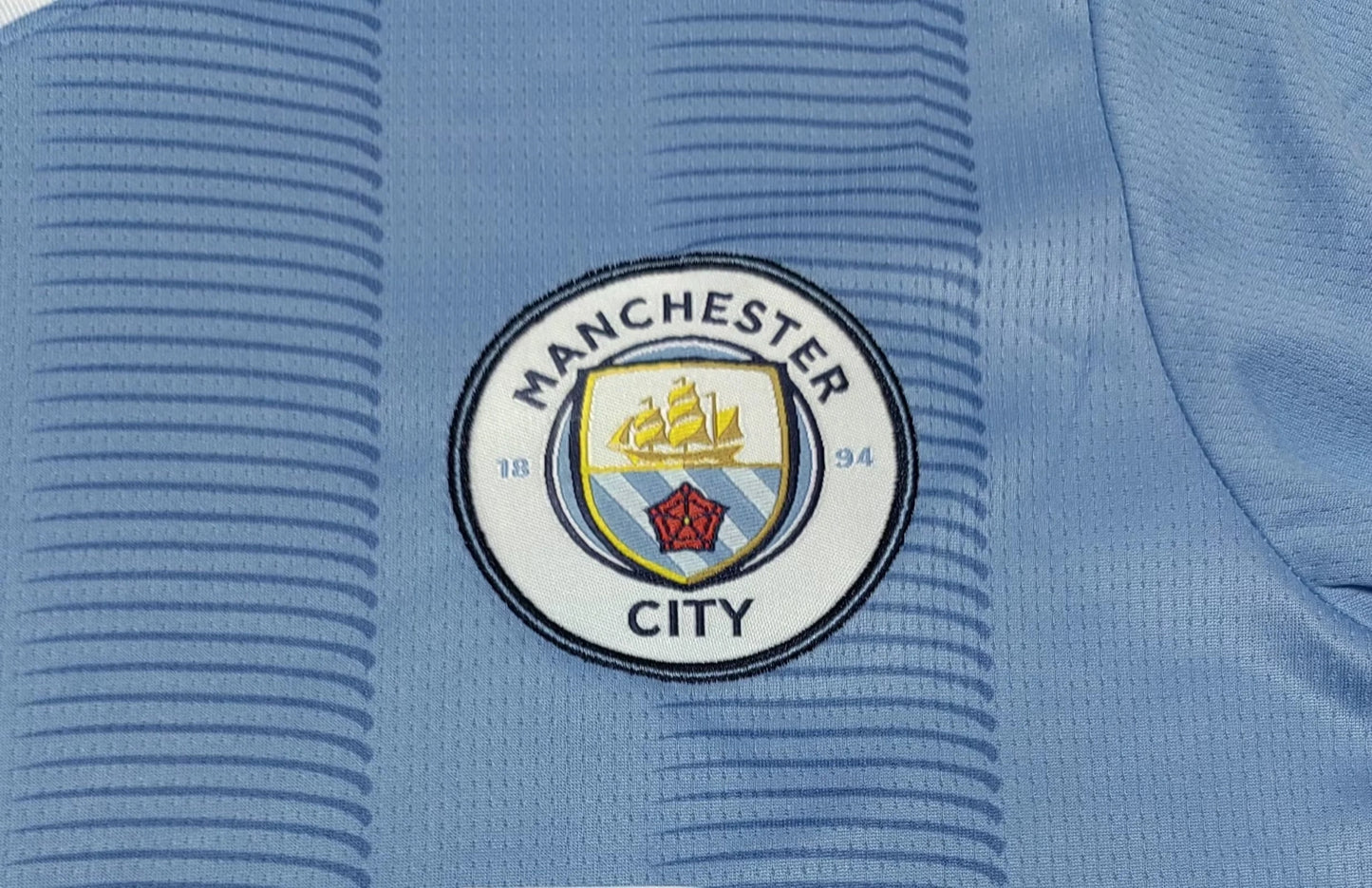 23/24 Manchester City home shirt