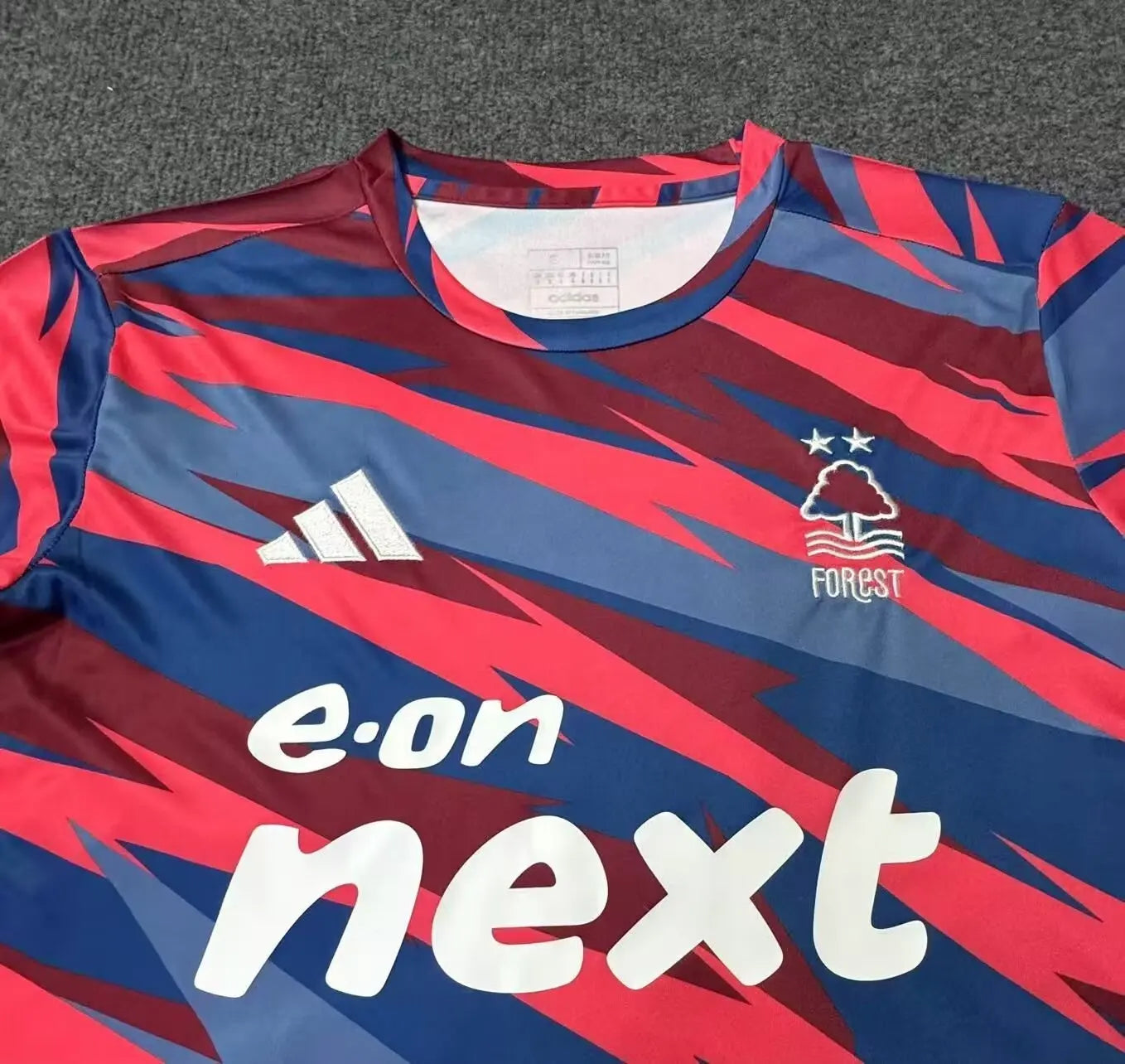 24/25 Nottingham Forest pre-match training kit