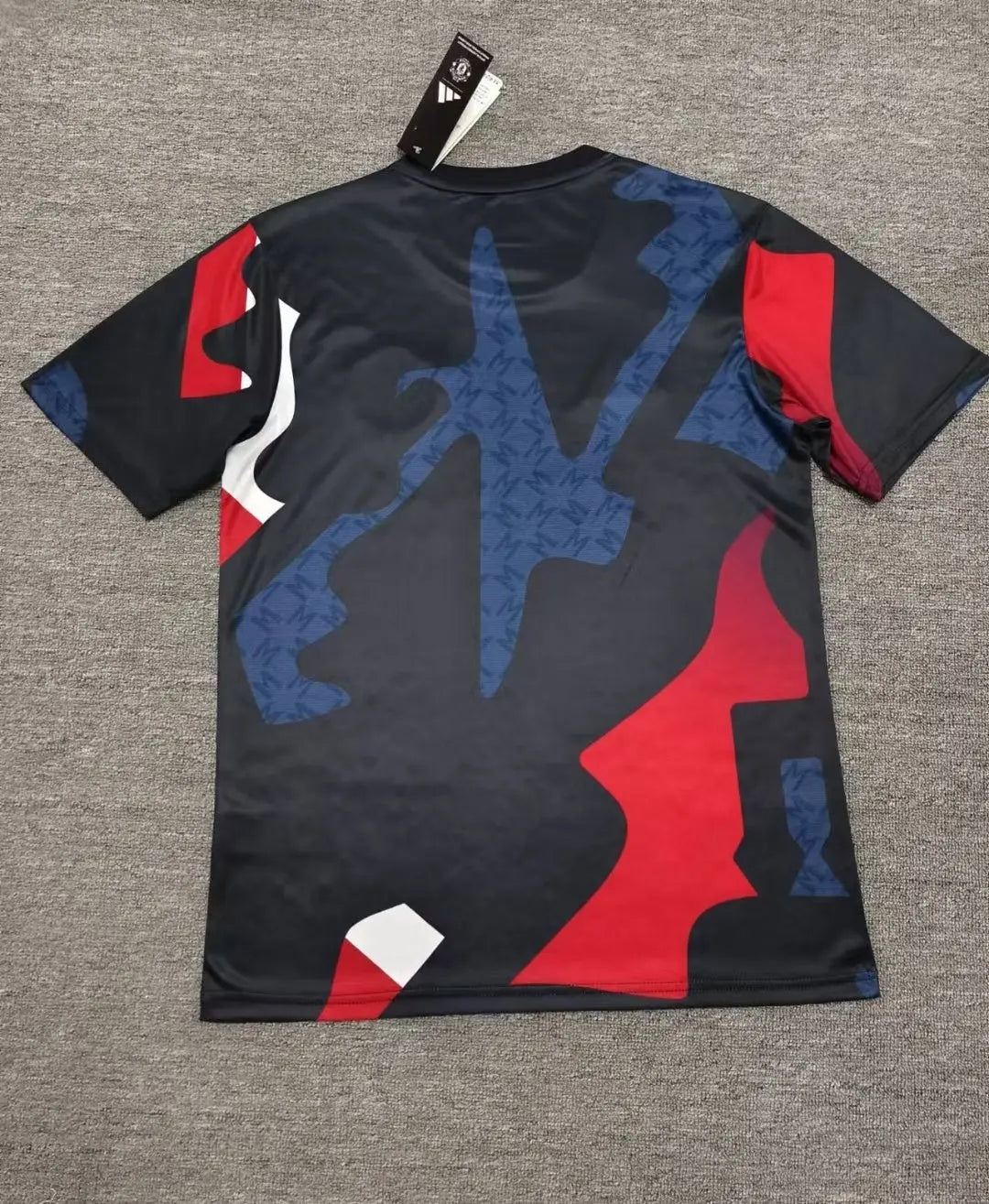 24/25 Manchester United pre-match training kit