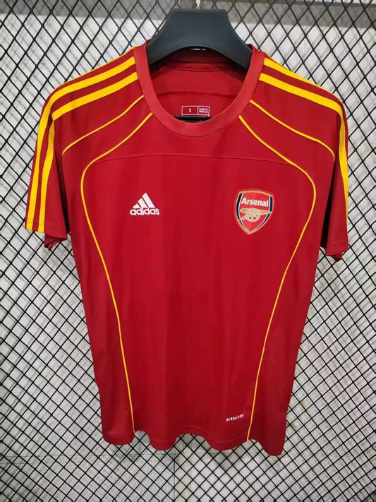 25/26 Arsenal T is blood red