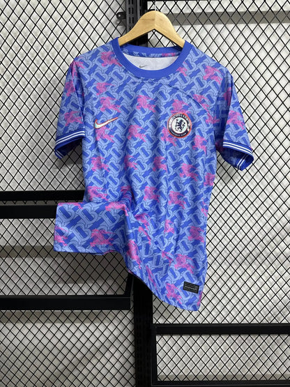 24/25 Chelsea co-signed