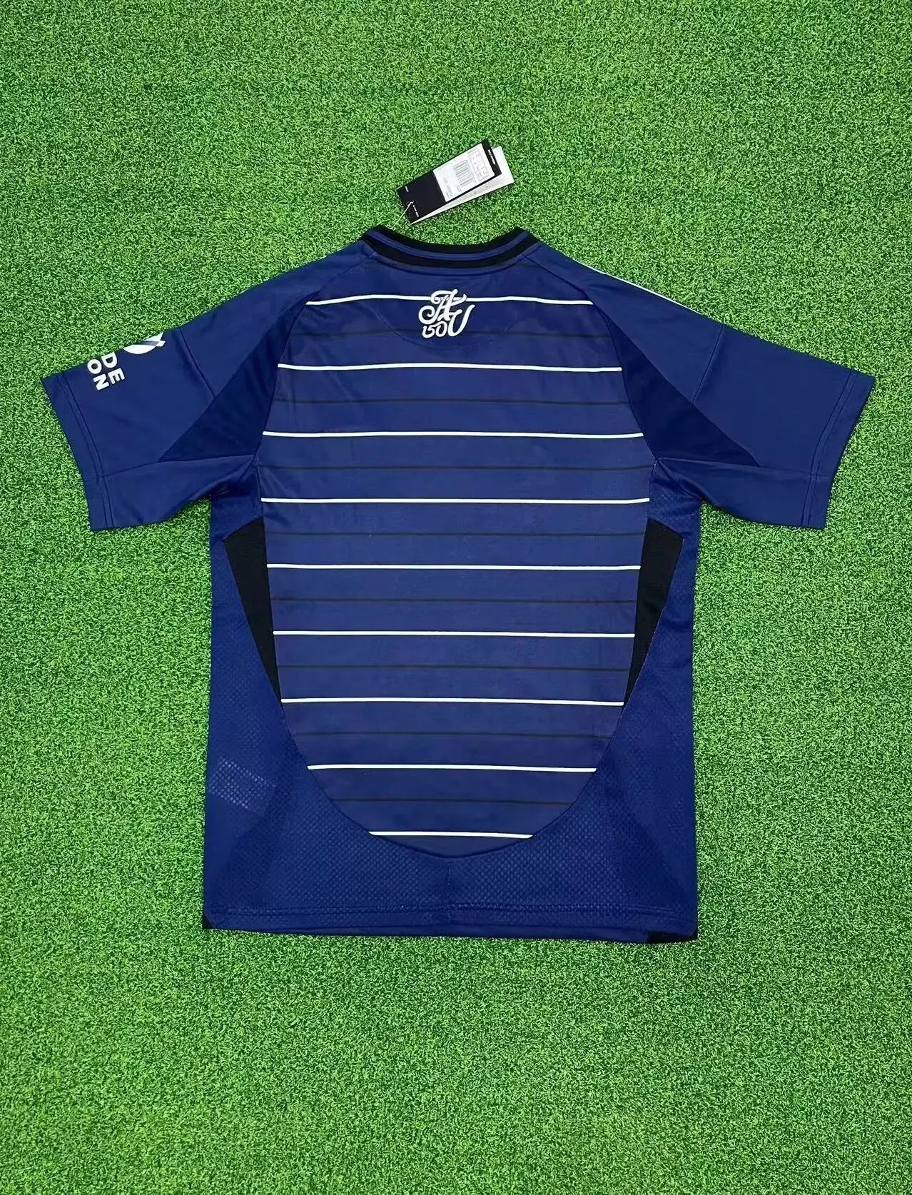 24/25 Aston Villa third away