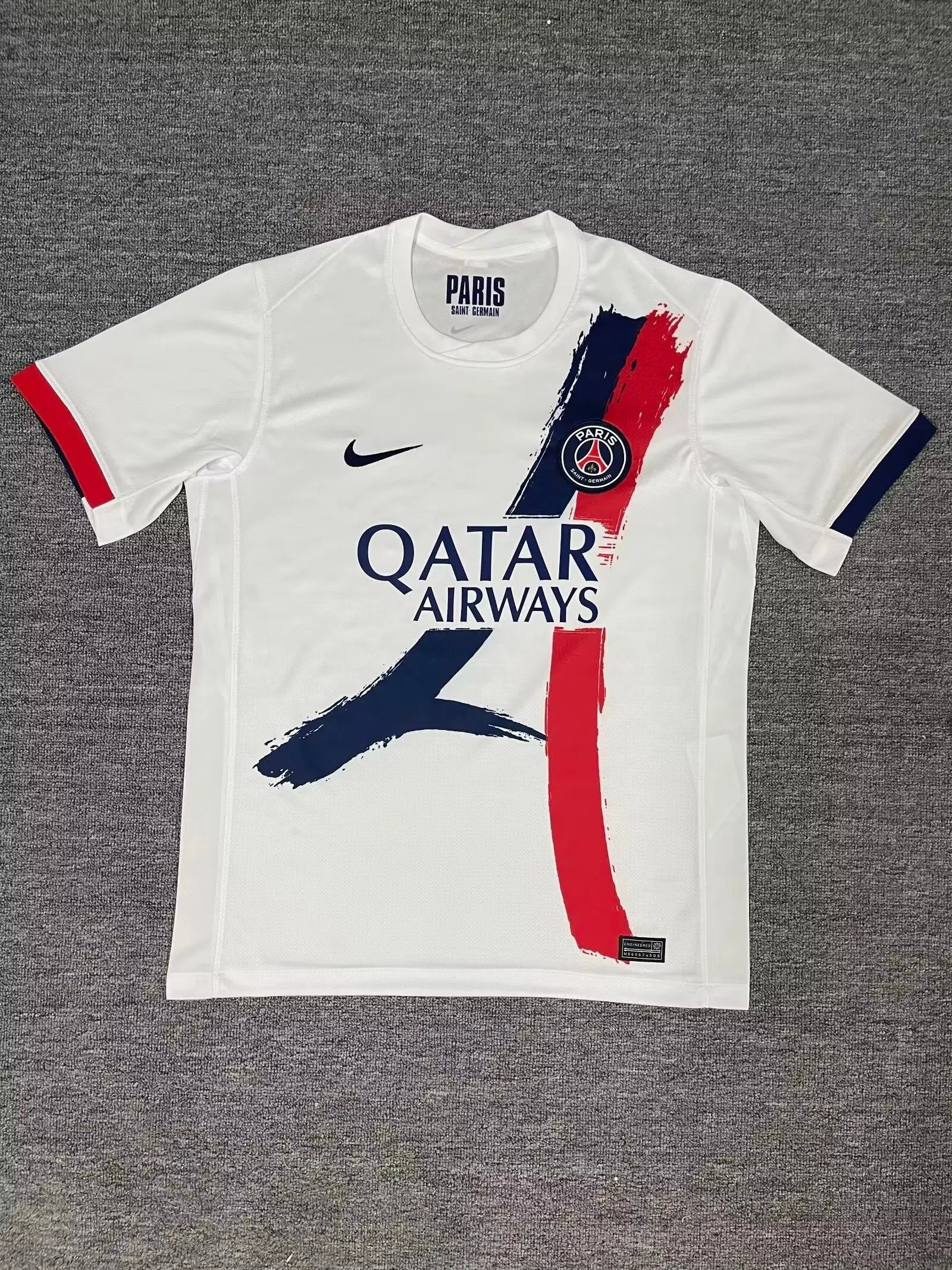 24/25 Paris away