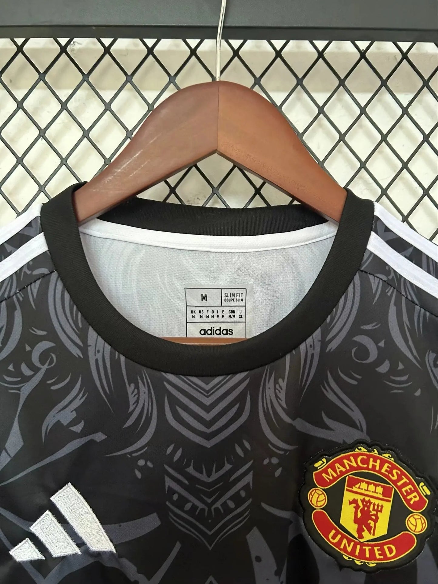 25/26 Manchester United Lions Black Purple