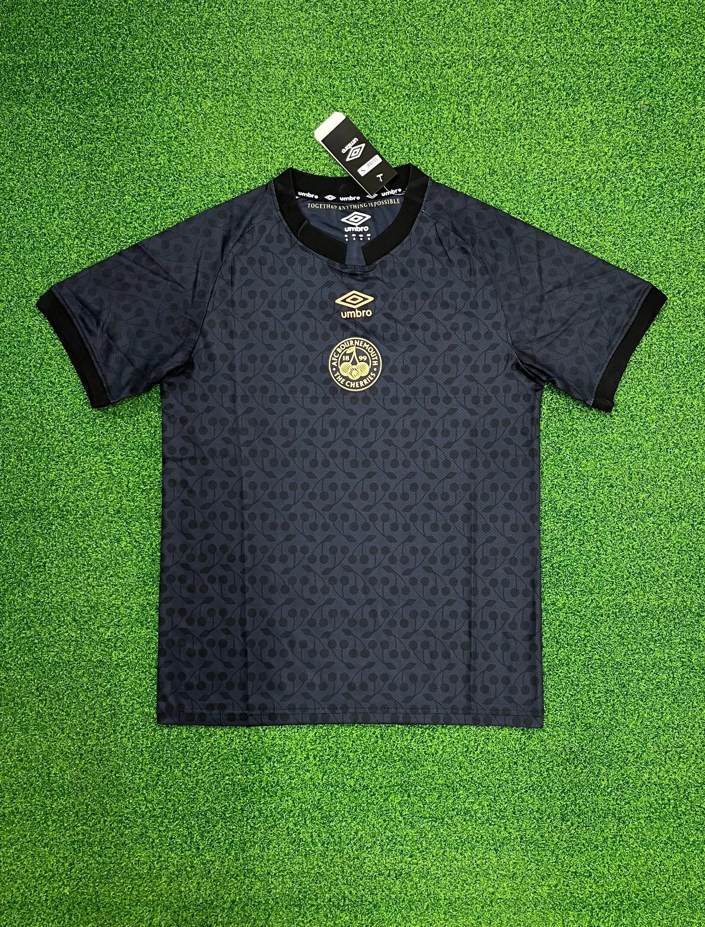 24/25 Bournemouth pre-match suit black