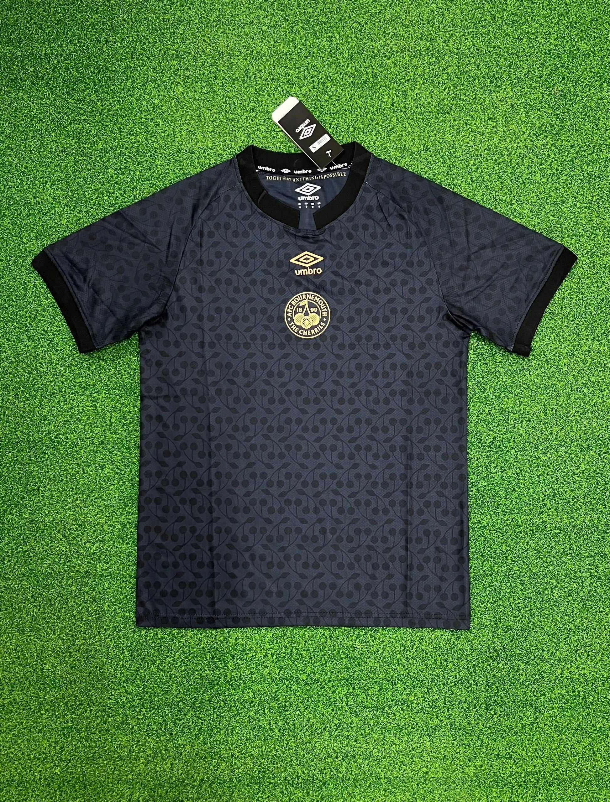 24/25 Bournemouth pre-match suit black