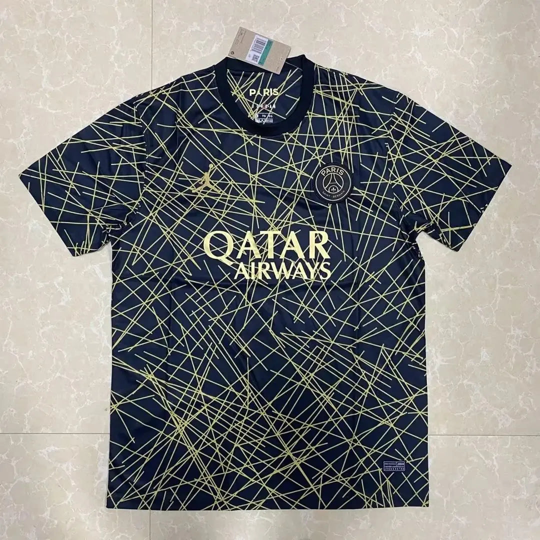 22/23 Paris 3 away shirt