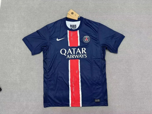 24/25 Paris home
