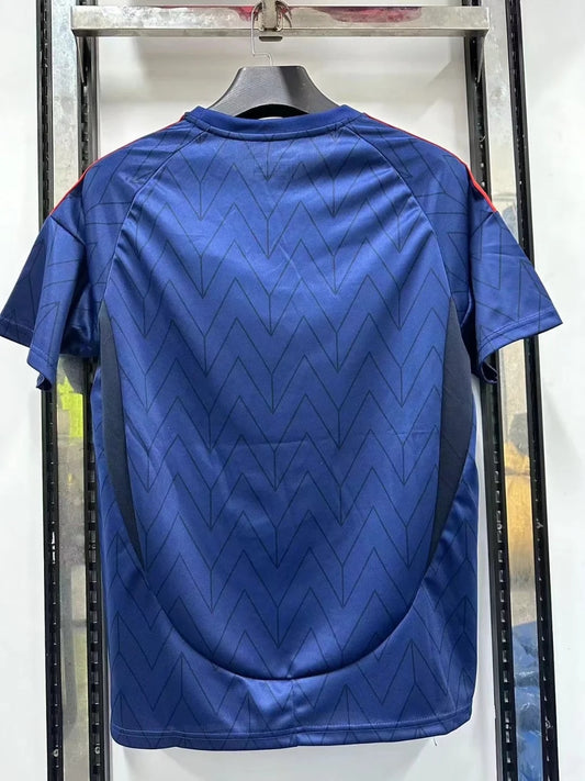 24/25 Manchester United away