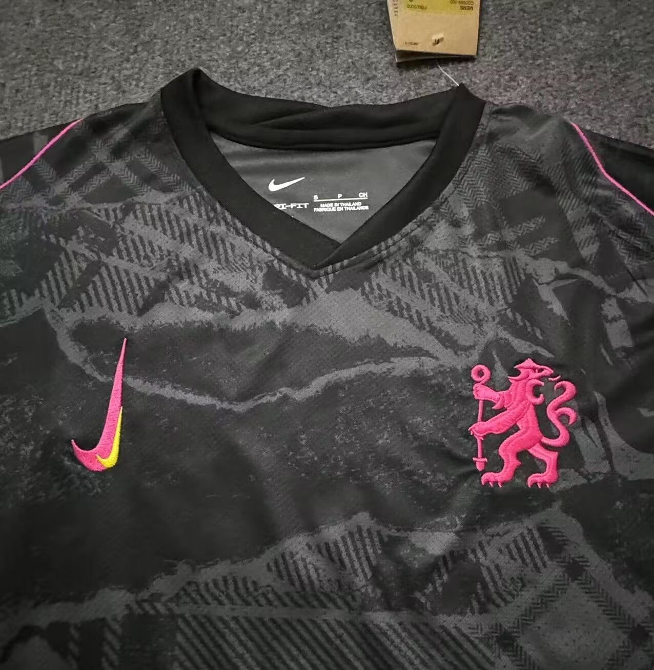 24/25 Chelsea third away