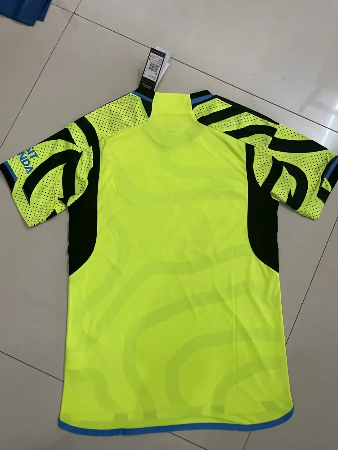 23/24 Arsenal away