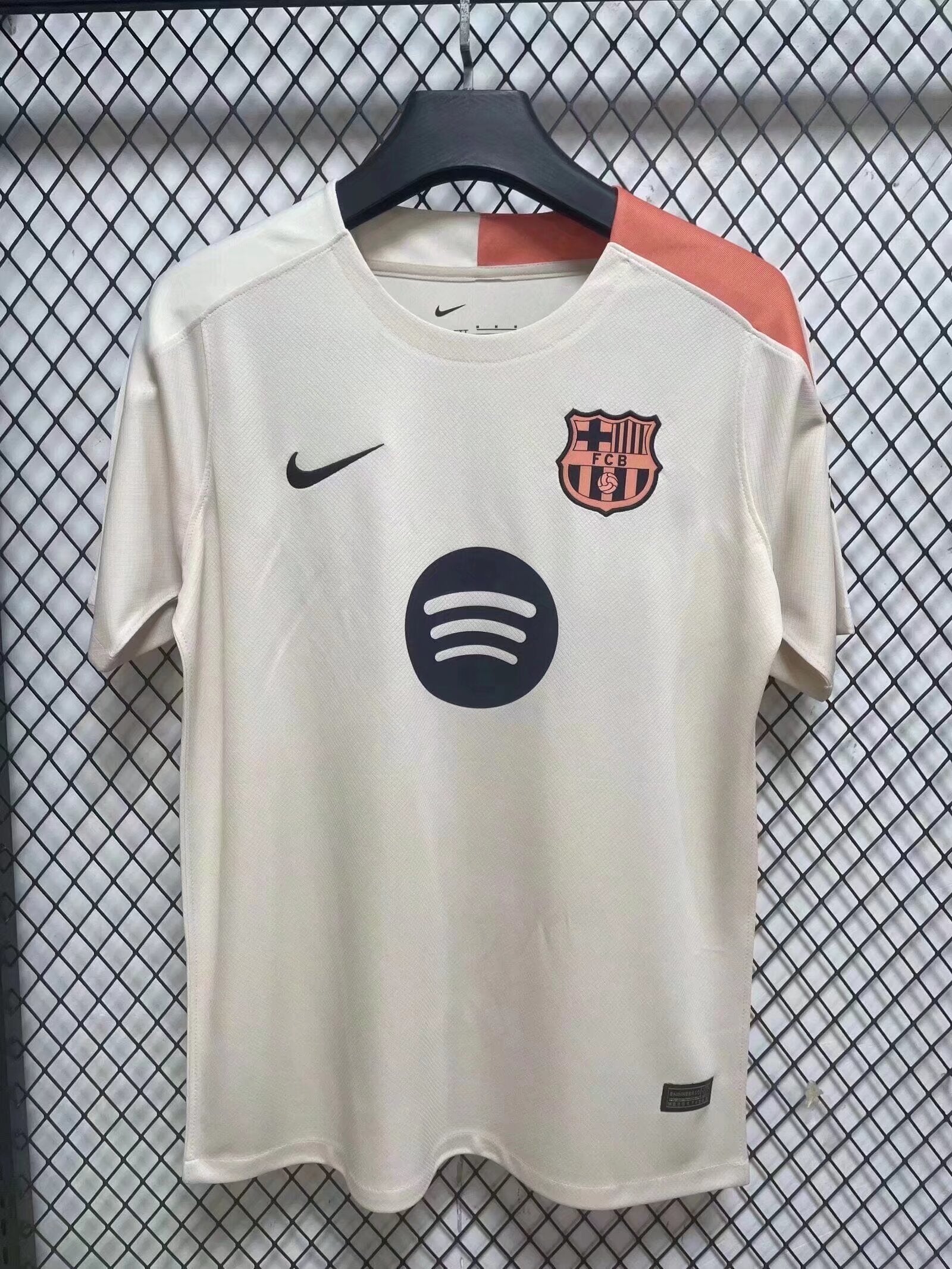 25/26 FC Barcelone Training Suit beige