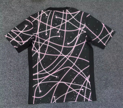 25/26Paris wore black pink before the game