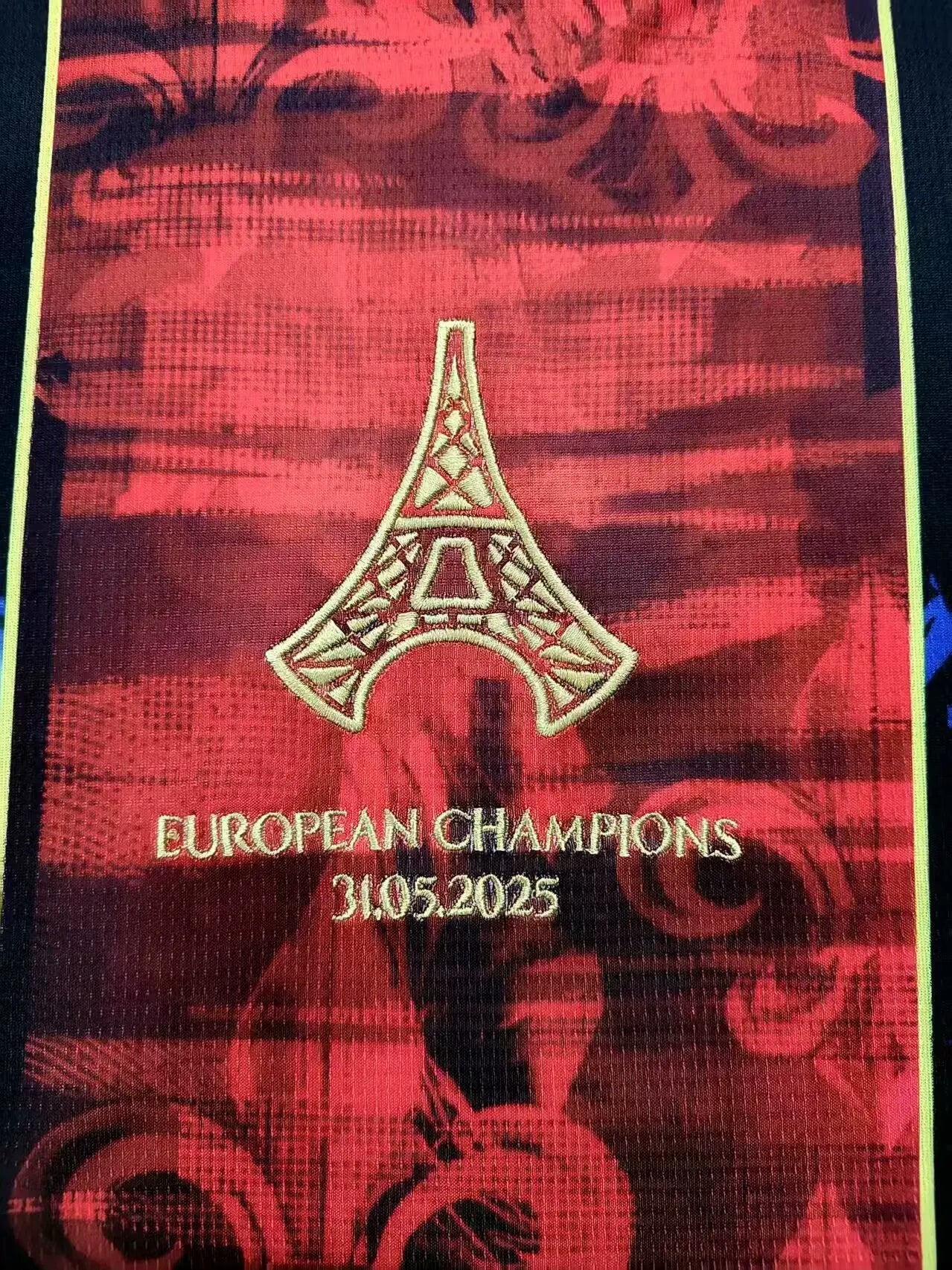 25-26 Paris Special Edition