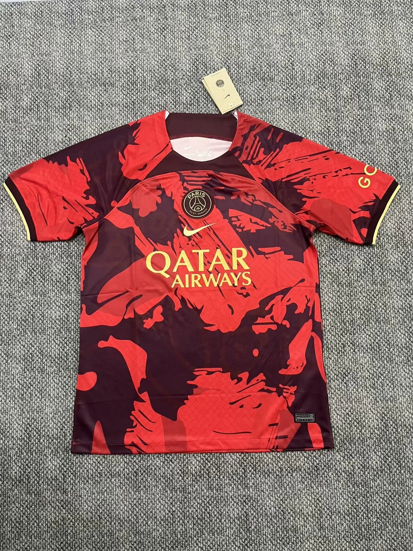 24/25 Paris training uniform red
