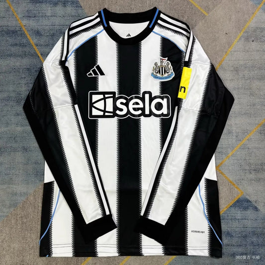25/26 Newcastle home Jersey long-sleeved