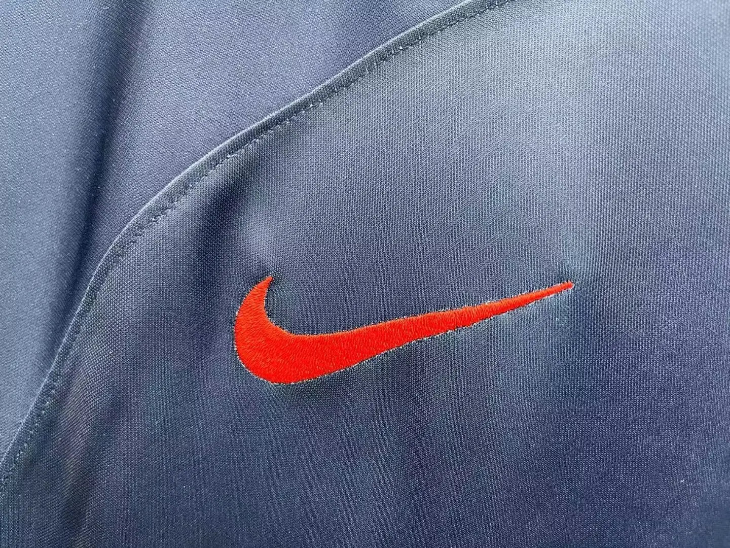 23/24 Paris home shirt