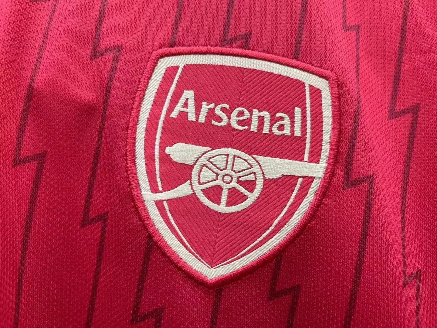 23/24 Arsenal home shirt