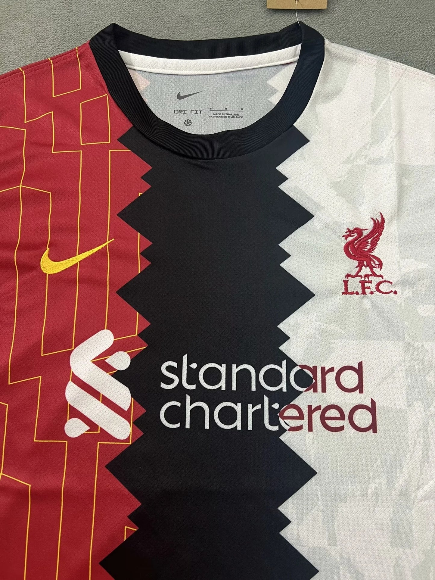 24-25Liverpool三色