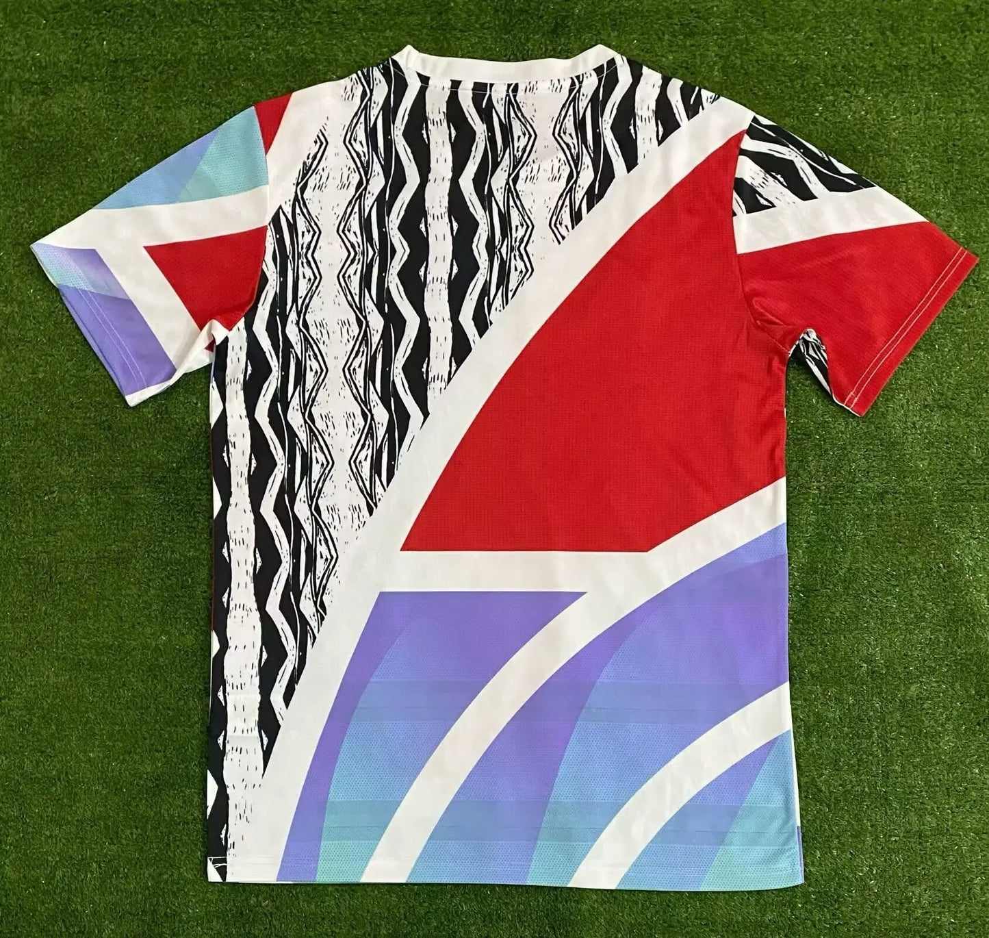 24/25 Arsenal pre-match training kit
