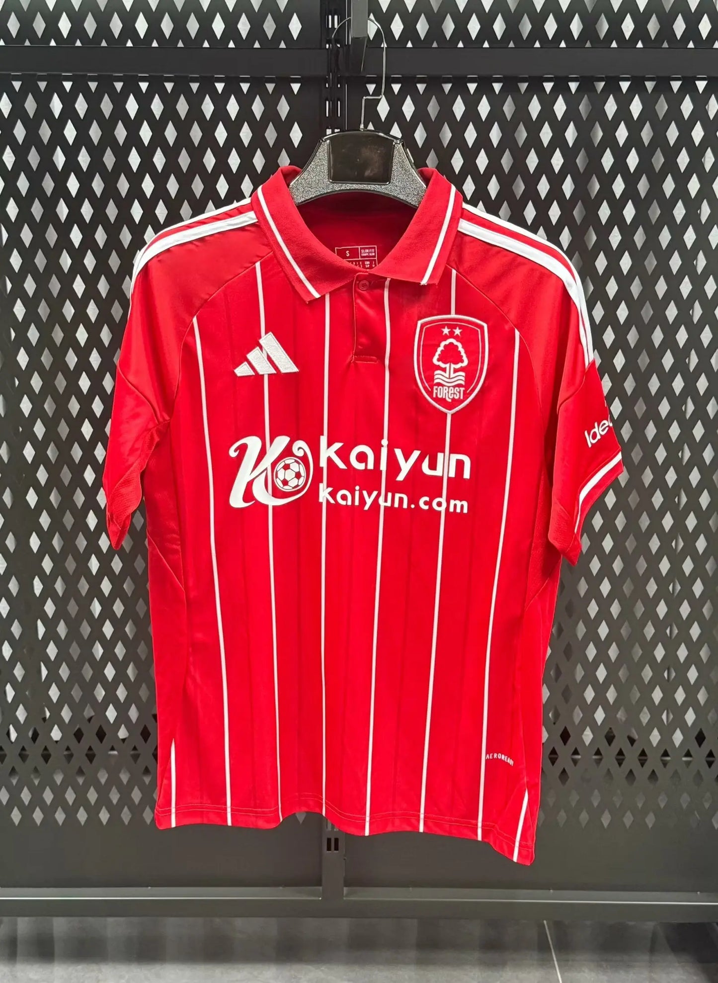 25-26 Nottingham Forest home