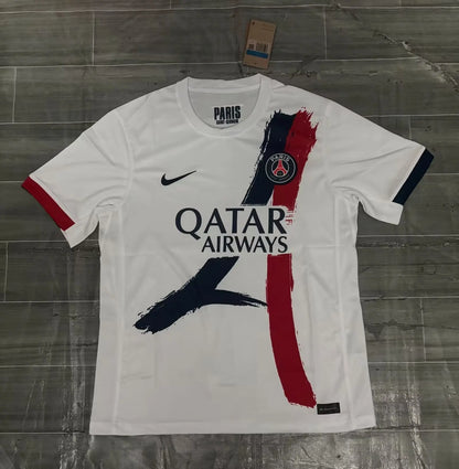 24/25 Paris away