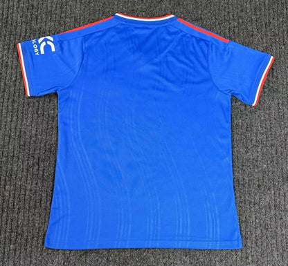 26-27 Manchester United away S-4