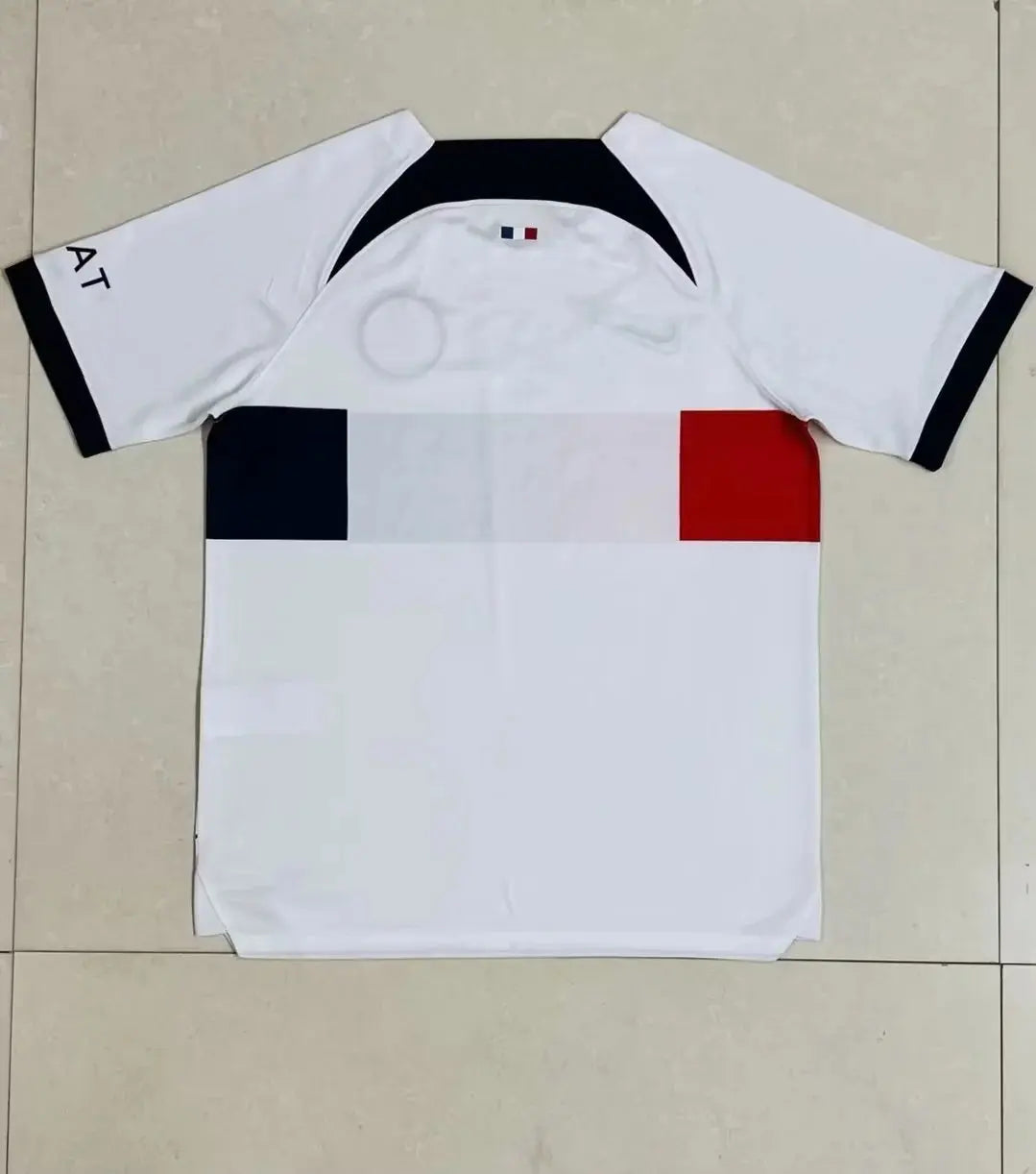 23/24 Paris away