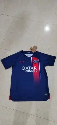 23/24 Paris home